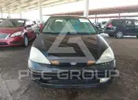2004 Ford FOCUS photo