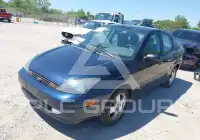 2004 Ford FOCUS photo