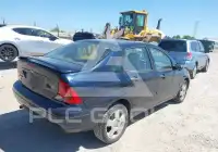 2004 Ford FOCUS photo