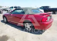 2004 Ford MUSTANG photo