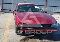 2004 Ford MUSTANG фото