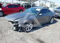 2004 Ford MUSTANG photo