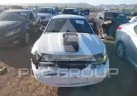 2004 Ford MUSTANG photo