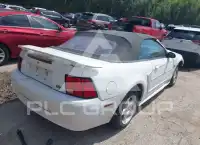 2004 Ford MUSTANG photo