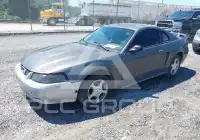2004 Ford MUSTANG photo