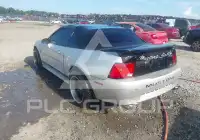 2004 Ford MUSTANG фото