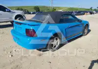 2004 Ford MUSTANG photo