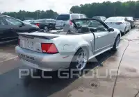 2004 Ford MUSTANG фото