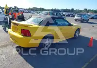 2004 Ford MUSTANG фото