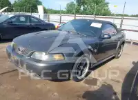 2004 Ford MUSTANG фото
