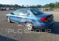 2004 Ford TAURUS фото
