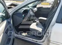 2004 Ford TAURUS photo
