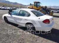 2004 Ford TAURUS photo