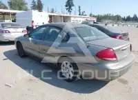 2004 Ford TAURUS фото