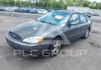 2004 Ford TAURUS фото