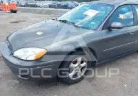 2004 Ford TAURUS фото