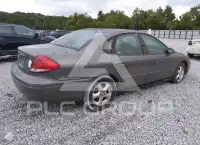 2004 Ford TAURUS photo
