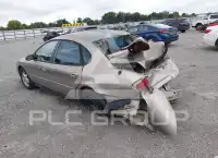 2004 Ford TAURUS photo