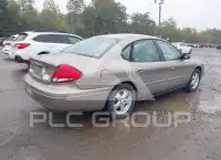 2004 Ford TAURUS фото