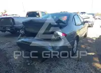 2004 Ford TAURUS photo