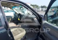 2004 Ford EXPLORER photo