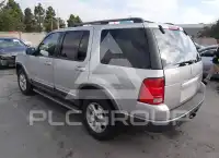2004 Ford EXPLORER фото