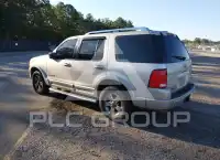 2004 Ford EXPLORER photo