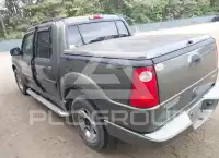 2004 Ford EXPLORER photo