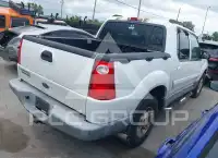 2004 Ford EXPLORER photo