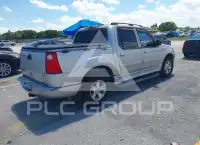 2004 Ford EXPLORER фото