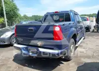 2004 Ford EXPLORER photo