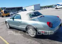 2004 Ford Thunderbird photo