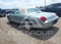 2004 Ford Thunderbird photo