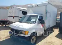 2004 Ford E-350 photo