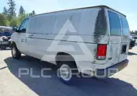 2004 Ford E-250 photo