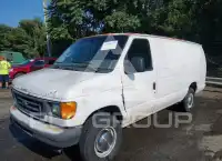 2004 Ford E-250 photo