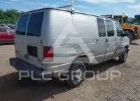 2004 Ford E-250 photo