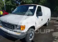 2004 Ford E-250 photo