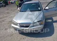 2004 Hyundai Elantra photo