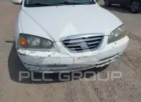 2004 Hyundai Elantra photo