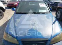 2004 Hyundai Elantra photo