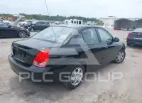 2004 Hyundai Elantra фото
