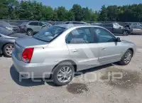 2004 Hyundai Elantra photo
