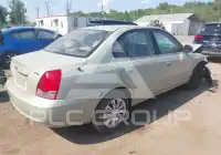 2004 Hyundai Elantra фото