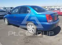 2004 Hyundai Elantra photo