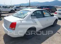 2004 Hyundai Elantra photo