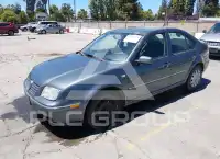 2004 Volkswagen Jetta photo