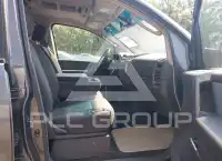 2005 Nissan TITAN photo
