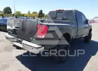 2005 Nissan TITAN фото