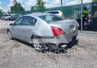 2005 Nissan MAXIMA photo